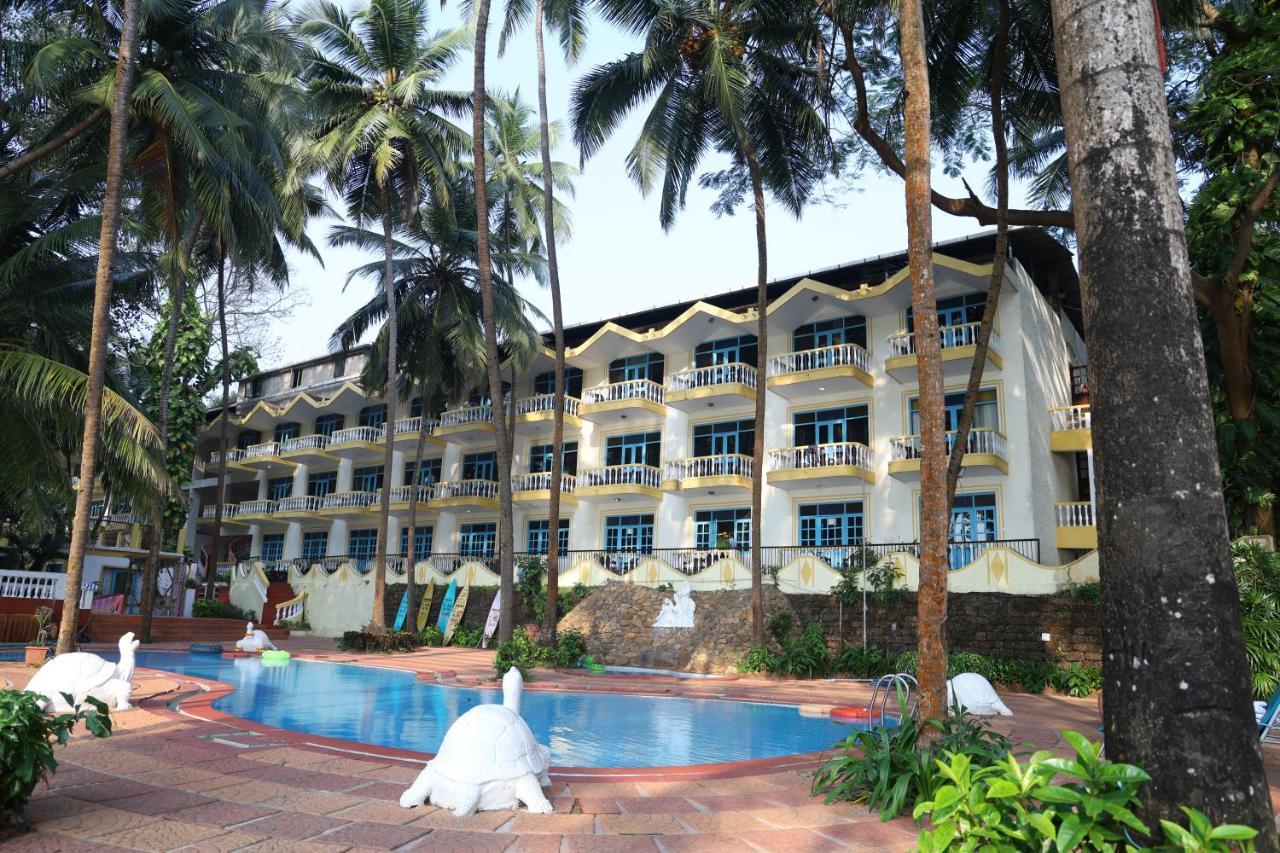 Bambolim Beach Resort Exterior photo