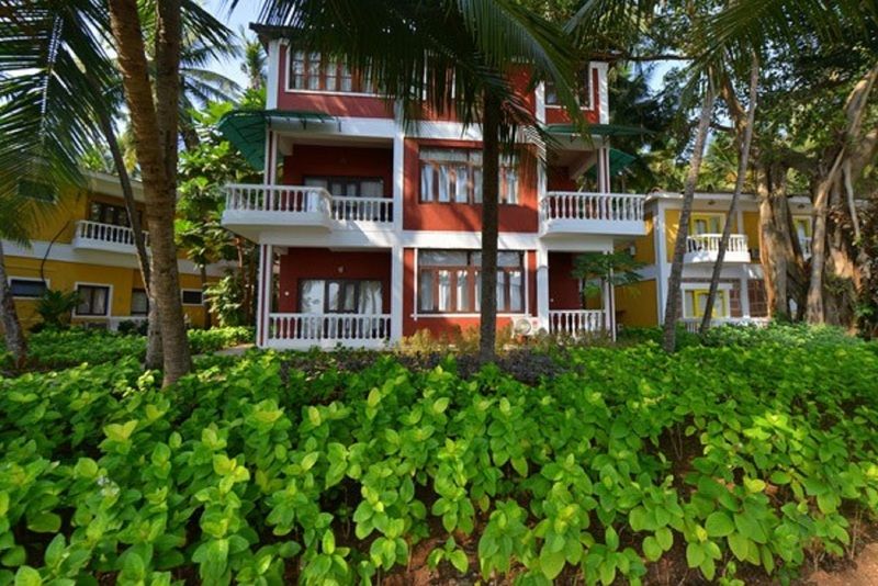Bambolim Beach Resort Exterior photo