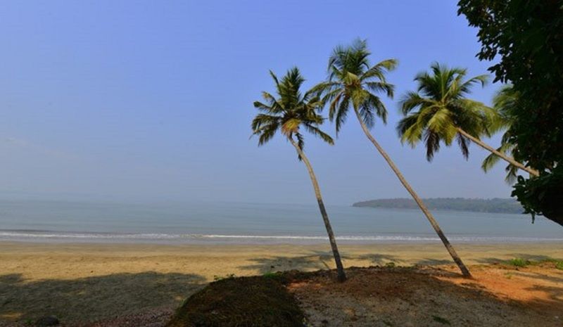 Bambolim Beach Resort Exterior photo
